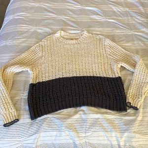 Billabong Cream/Gray Sweater, Size S